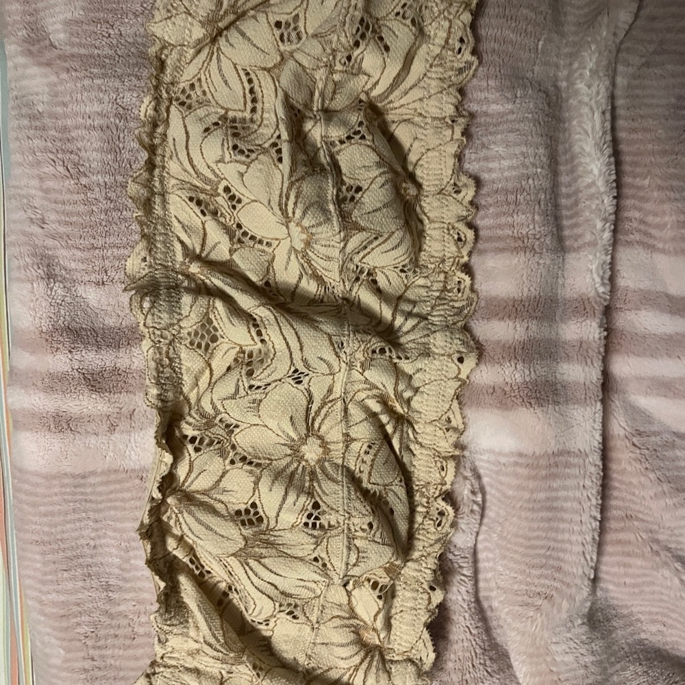 Floral Lace Bandeau